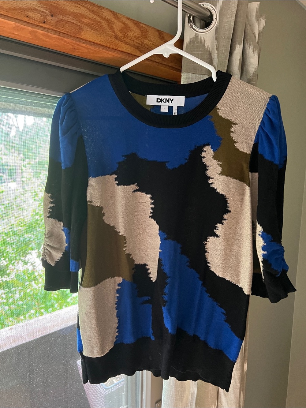 DKNY Blue Black Tan Olive Abstract Print Short-Sleeve Top